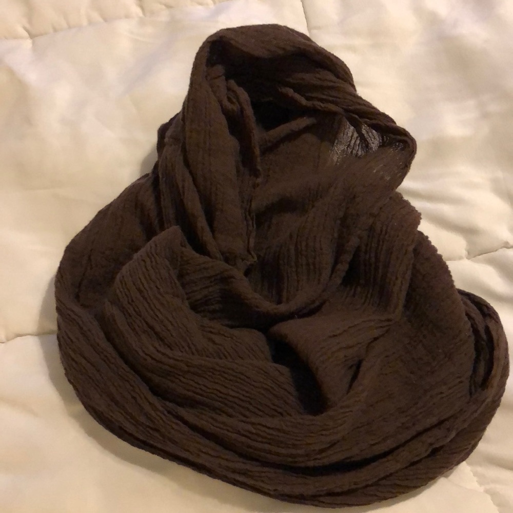 Circle scarf - Picture 3 of 3
